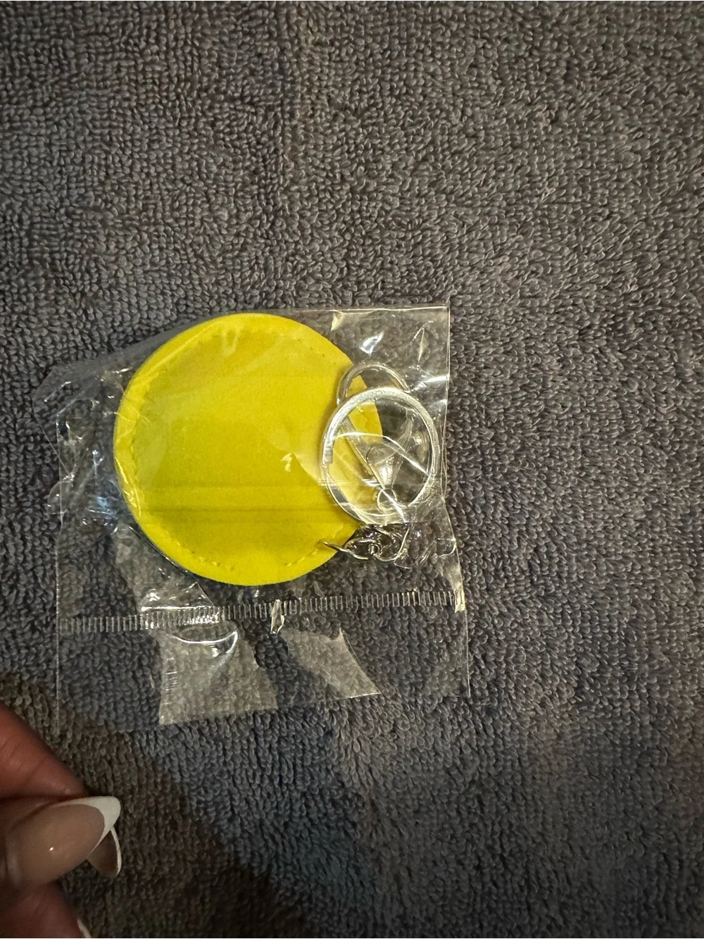 Heart Eyes Emoji Crystal Keychain - Yellow